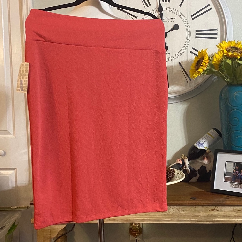 LULAROE Cassie High waist skirt!